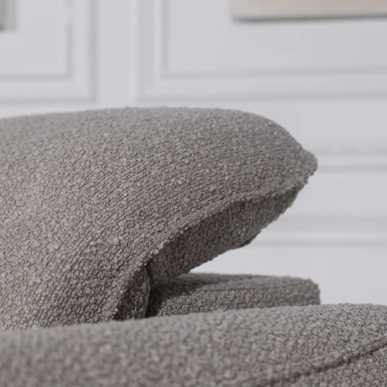 Дизайн дивана Мишель